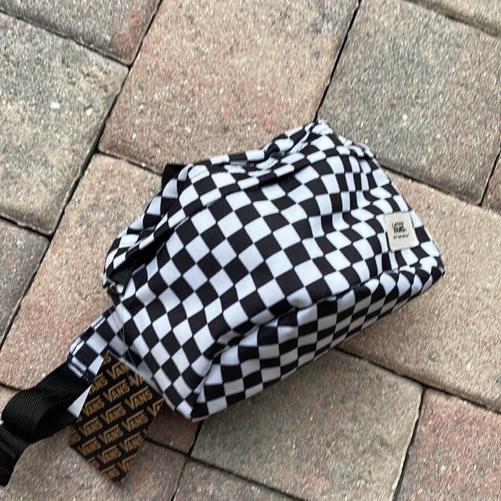 Brand new Authentic VANS Uni-Pak Checkered Unisex VN0A3WKDP2T  NWT
Fanny pack - Picture 7 of 16